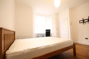2 bed flat, Lansdowne Terrace, Gosforth, Newcastle, NE31HN - Image 5